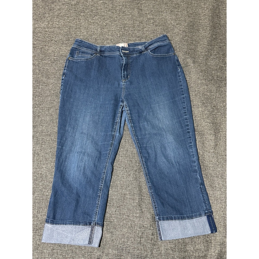 Chico's Mid Wash Blue Cropped Jeans